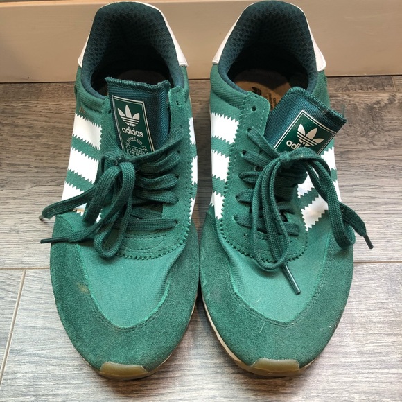 Nike’s - Picture 2 of 3